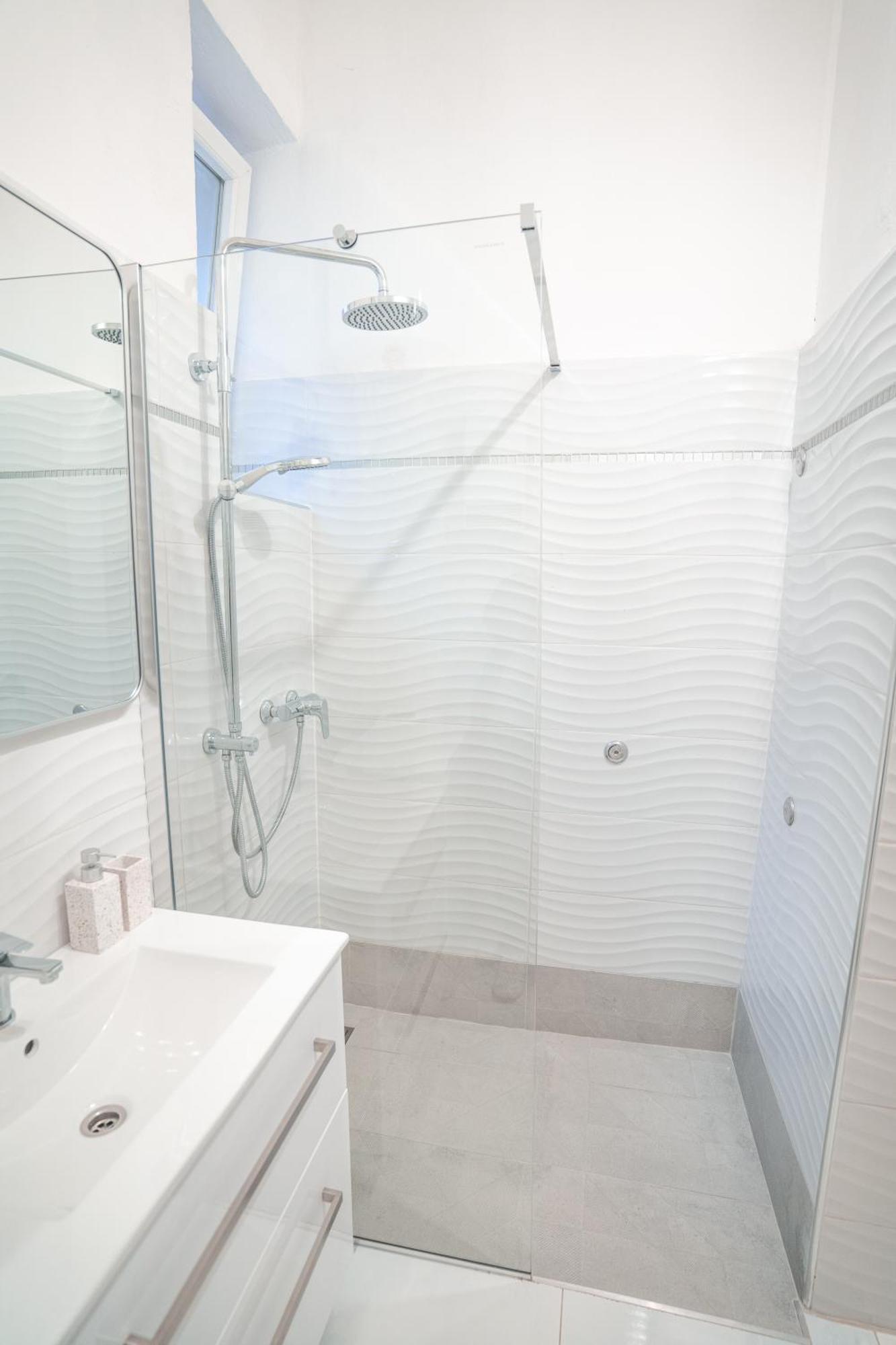 Apartment Val With Sea View Шибеник Екстер'єр фото